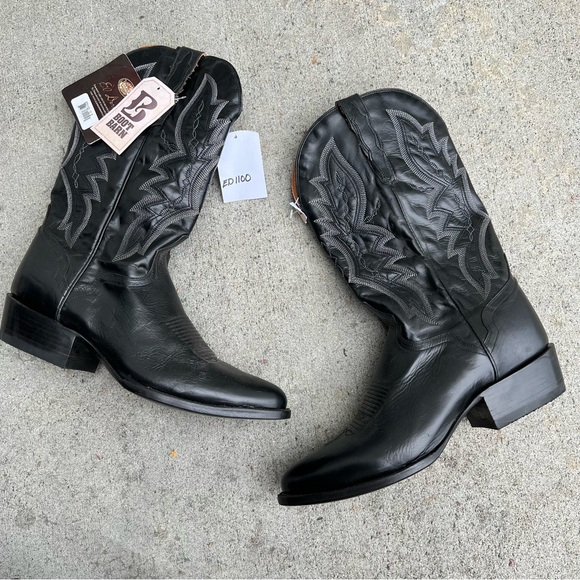 ‼️SOLD‼️ - Picture 2 of 9